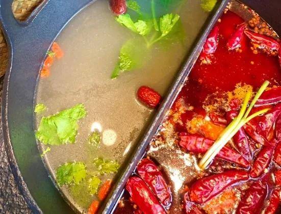 如何征服海外成为美食界的“国际巨星”？PG麻将胡了2舌尖上的外交：成都火锅(图4)